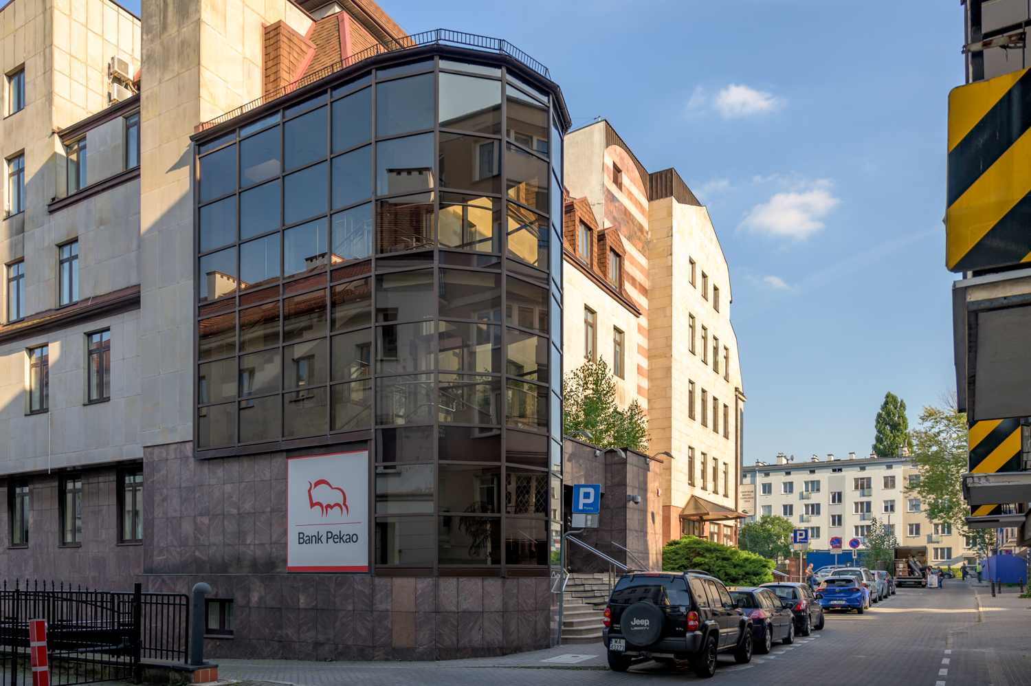 Zdjęcie architektury budynku Budynek biurowo-usługowy